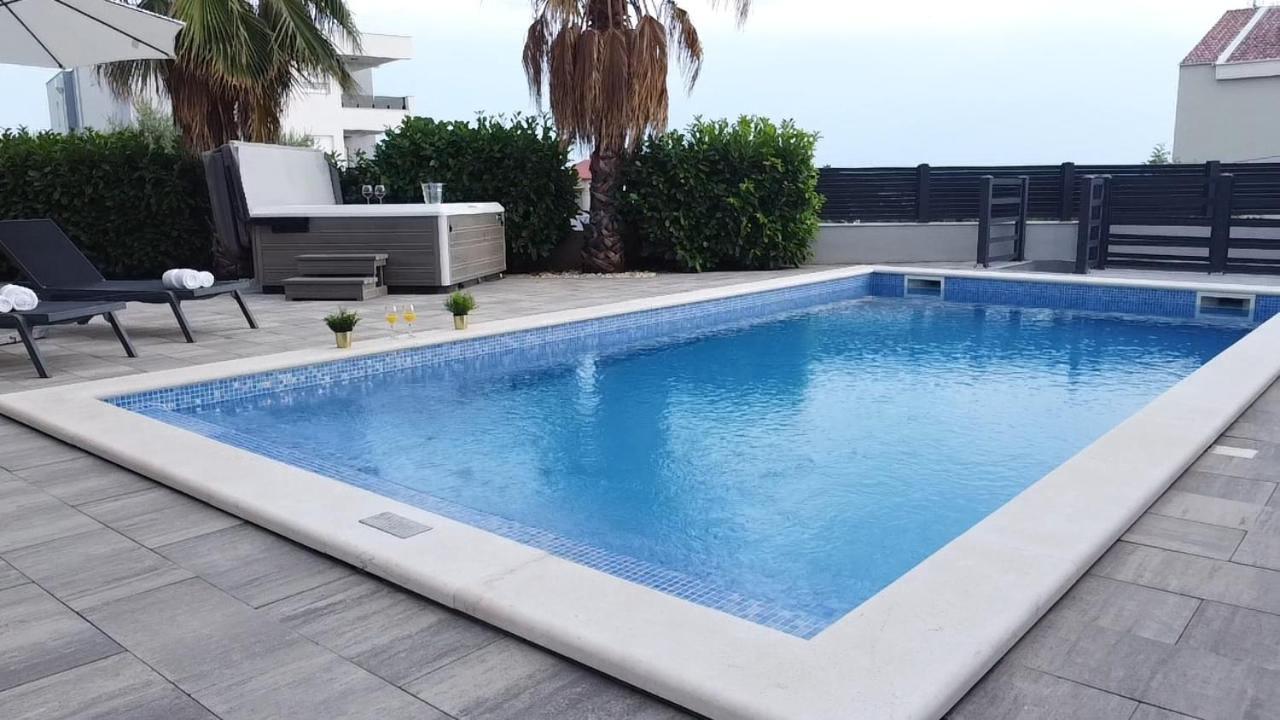 Apartments Pool Villa Aldura 노바야 외부 사진